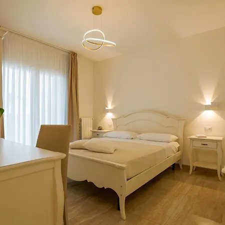 Bed and Breakfast Dimore Relais - Garden Breakfast Porto Cesareo