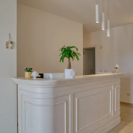 Dimore Relais - Garden Breakfast פורטו צ'זראו