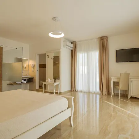 Bed and Breakfast Dimore Relais - Garden Breakfast