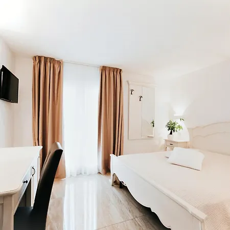 Dimore Relais - Garden Breakfast 4* Porto Cesareo