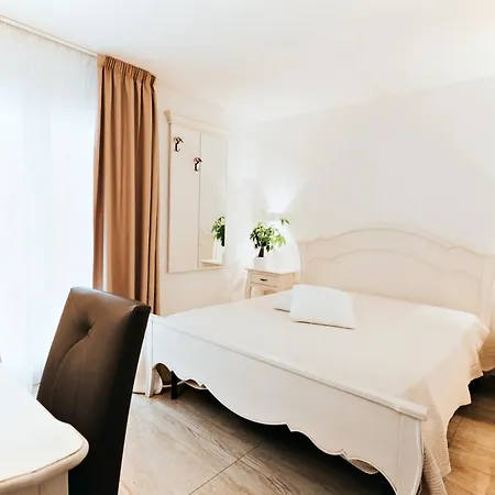 Bed and breakfast Dimore Relais - Garden Breakfast 4*